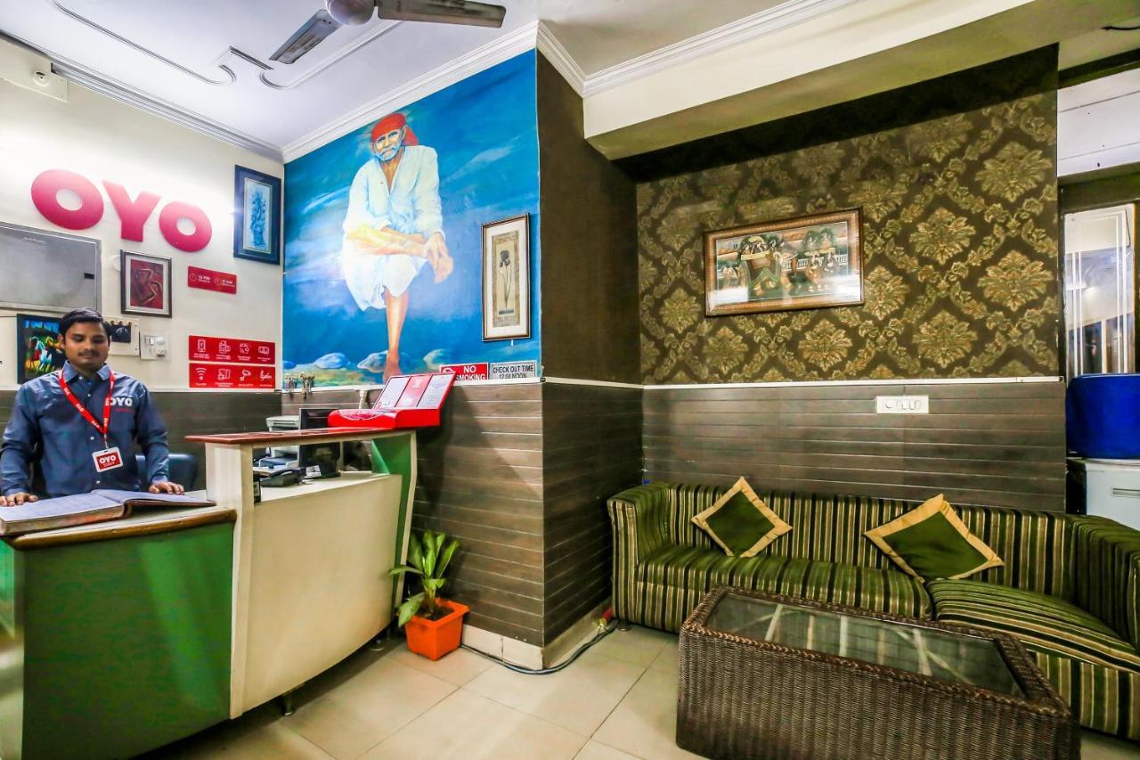 Oyo Downtown Inn Near Leisure Valley Park Гургаон Экстерьер фото